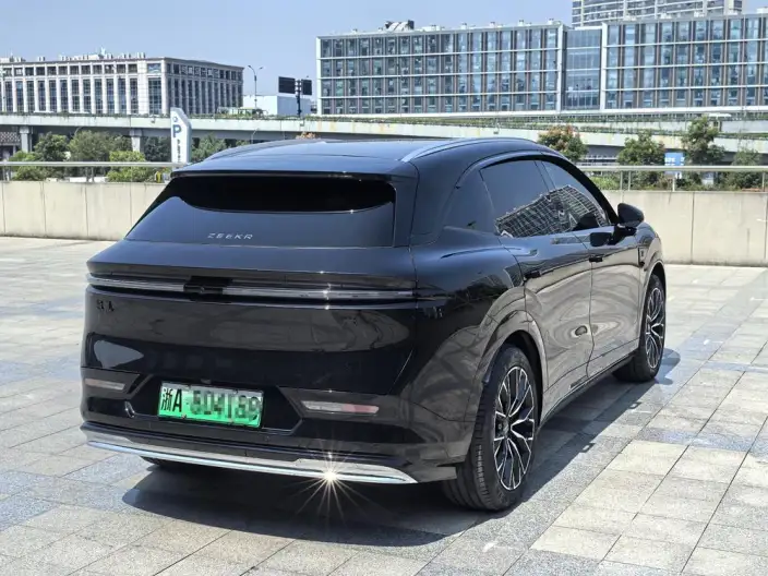 ZEEKR 7X 2025 Model 75kWh Rear Drive Smart Driving Edition – фото 5