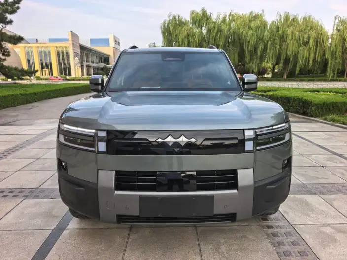 Titan 7 PHEV 2025 Model 200KM 2WD Max Edition – фото 2