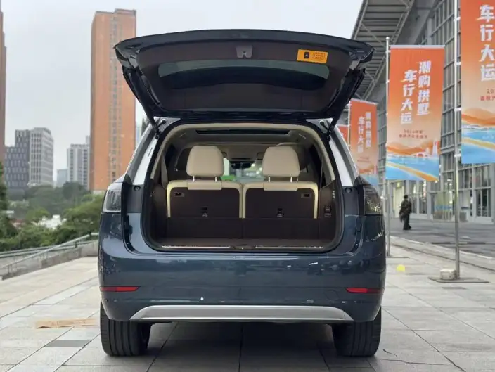 Aito M9 2024 Model Extended Range Max VI seat Edition – фото 9