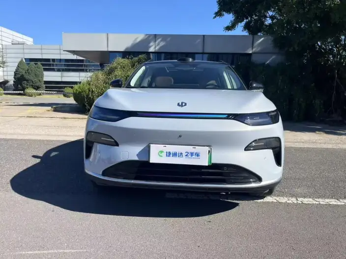 Leapmotor C11 2026 Model EV Edition 640 LiDAR Zhizun Edition – фото 2