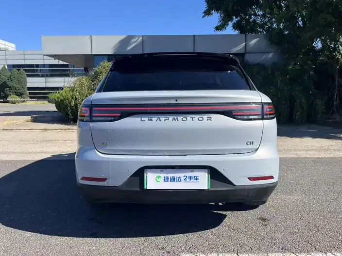 Leapmotor C11 2026 Model EV Edition 640 LiDAR Zhizun Edition – фото 6