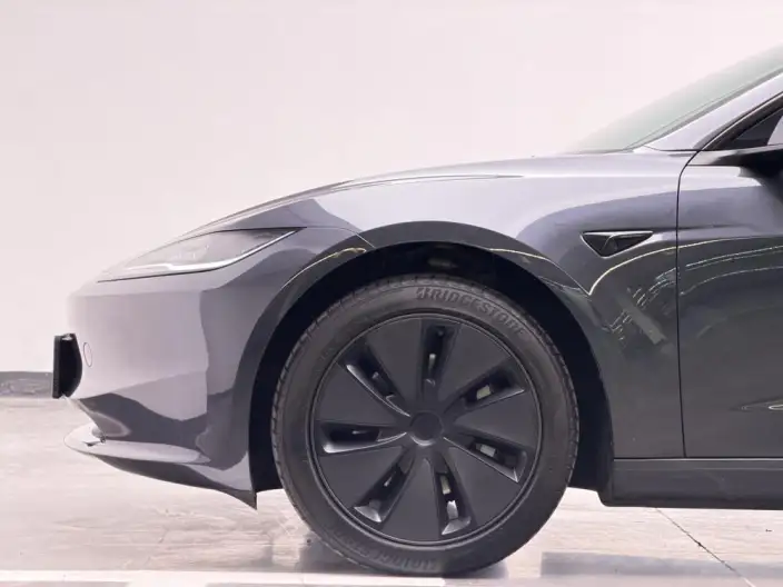Model 3 2025 Model Rear-wheel drive version – фото 3