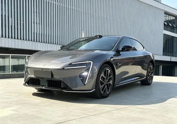 Avita 06 2025 Model Ultra 4WD EV Edition – фото 1