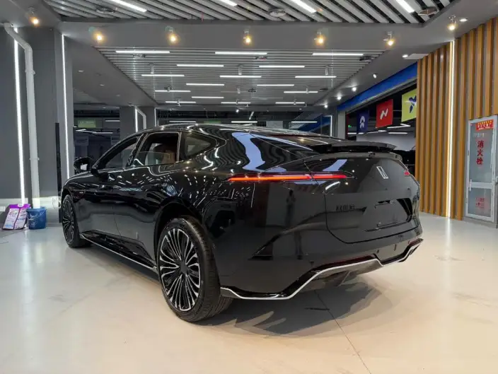 Avita 12 2026 Model Ultra 4WD EV Edition – фото 5
