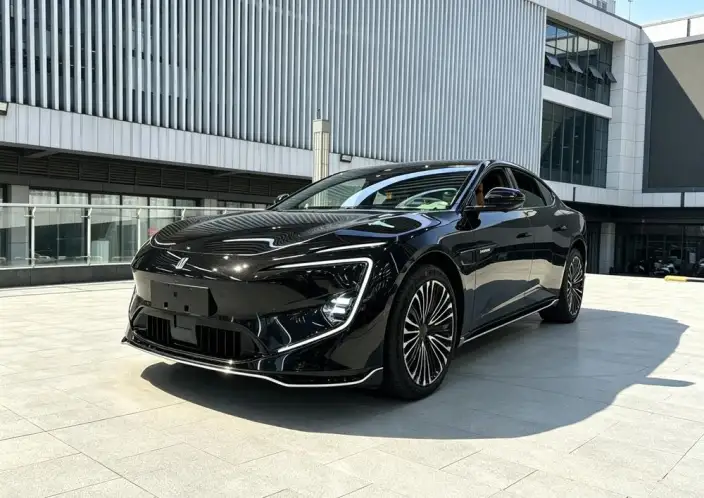 Avita 12 2026 Model Ultra 4WD EV Edition – фото 1