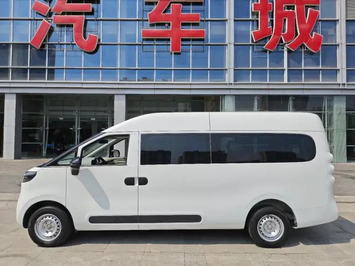 Maxus Dana V1 2025 Model V1+ Long axis High top Gran Edition 62kWh – фото 3