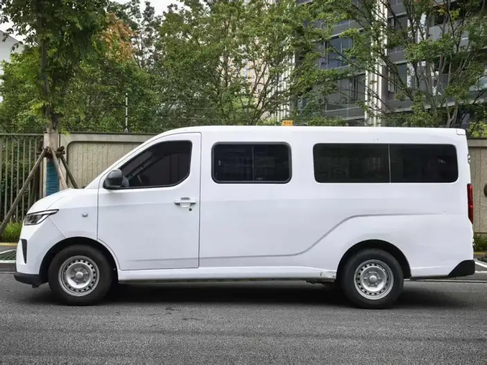 Wuling Yangguang 2025 Model 310KM Passenger car Edition CATL Customized Edition – фото 4