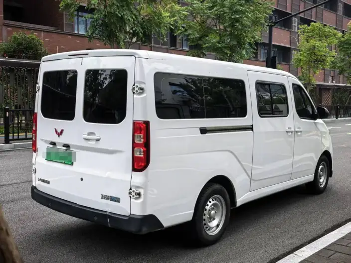 Wuling Yangguang 2025 Model 310KM Passenger car Edition CATL Customized Edition – фото 6