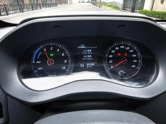 Wuling Yangguang 2025 Model 310KM Passenger car Edition CATL Customized Edition – фото 8