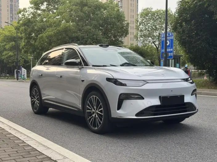 Leapmotor C11 2026 Model EV Edition 640 LiDAR Zhizun Edition – фото 2