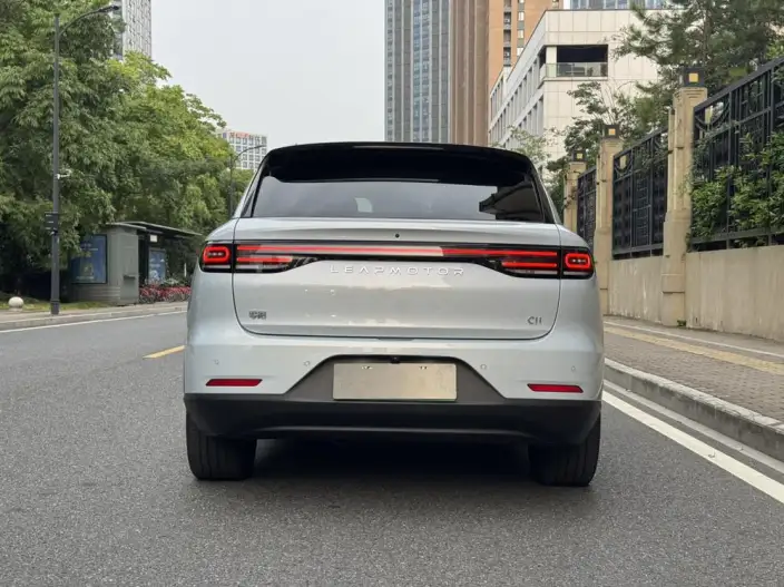 Leapmotor C11 2026 Model EV Edition 640 LiDAR Zhizun Edition – фото 5
