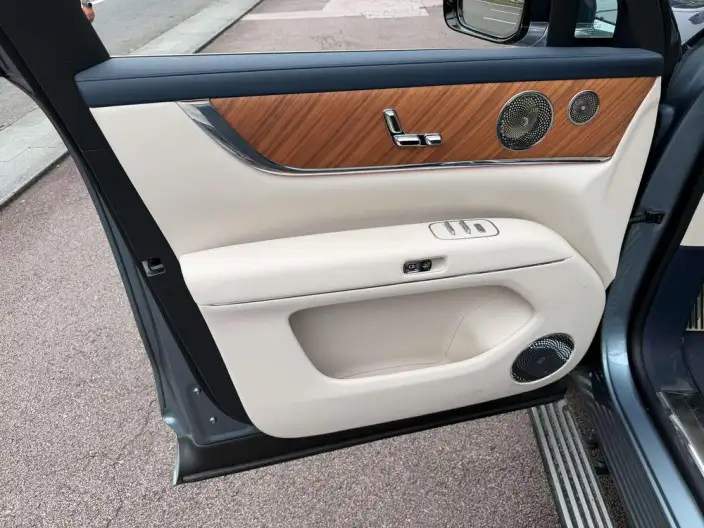 Aito M9 2026 Model Extended Range Ultra VI seat Edition – фото 6