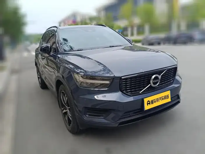 Volvo XC40 2022 Model T4 4WD Smart Range Sports Edition – фото 3