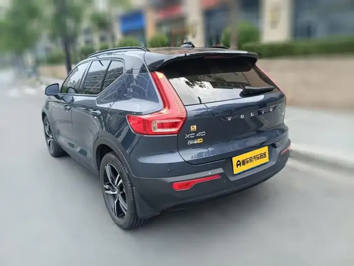 Volvo XC40 2022 Model T4 4WD Smart Range Sports Edition – фото 4