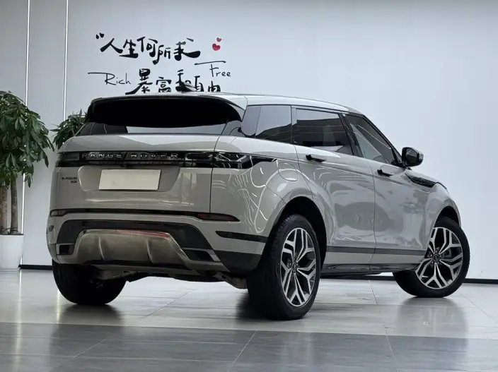 Range Rover Evoque 2022 Model Aurora L 249PS R-Dynamic Deluxe Edition – фото 5
