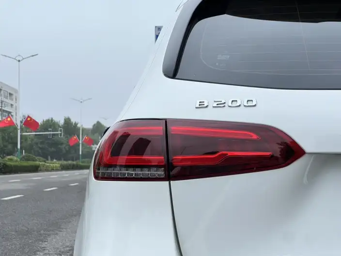 Mercedes-Benz B-Class 2023 Model B 200 Fashion Model – фото 7