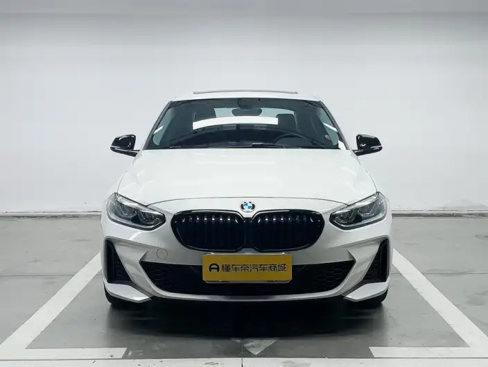 BMW 1 Series 2021 Model 120i M Sports Night Edition – фото 2