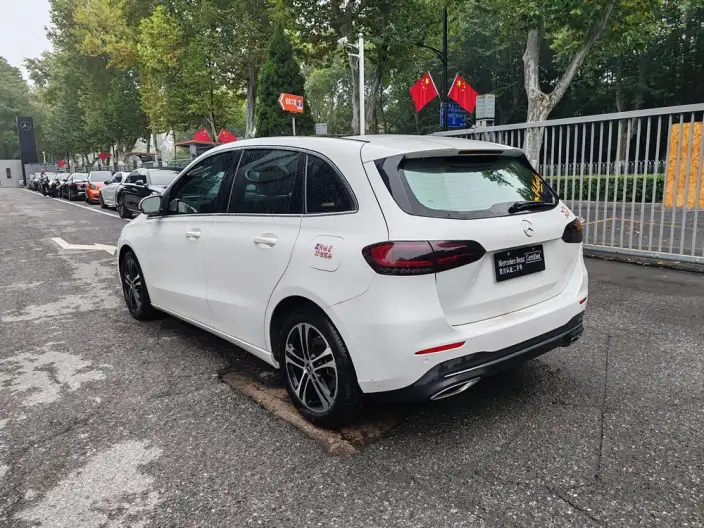 Mercedes-Benz B-Class 2020 Model B 200 Dynamic Model – фото 5