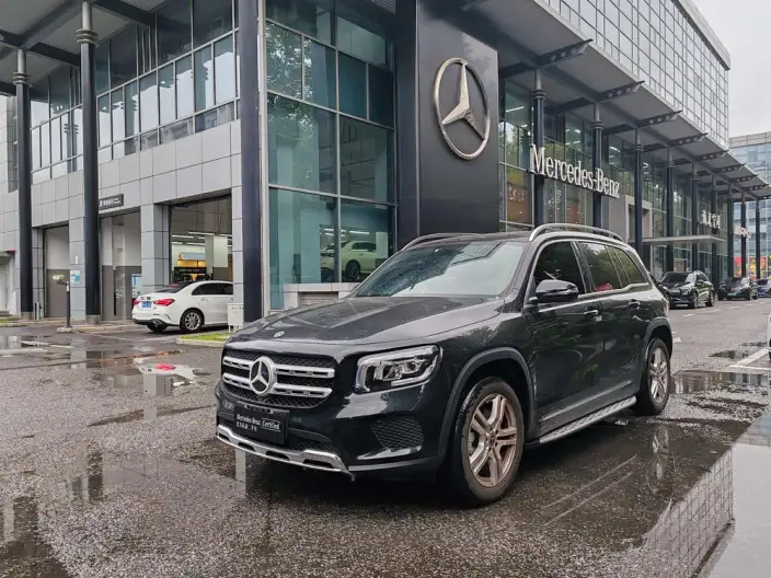 Mercedes-Benz GLB 2023 Model Facelift GLB 200 Dynamic Model – фото 1