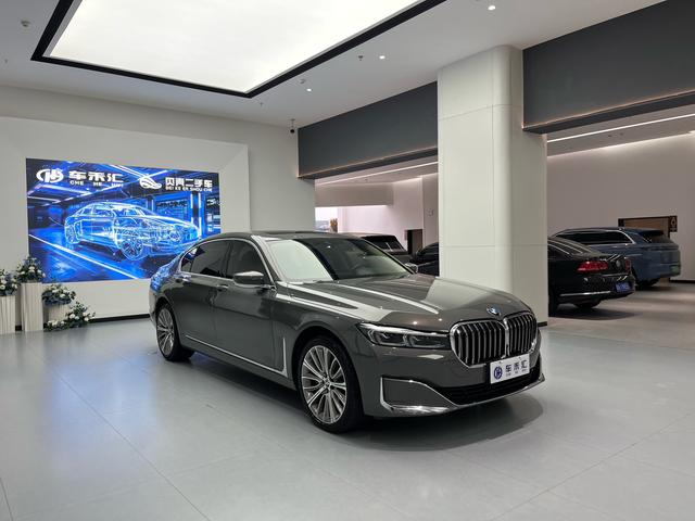 BMW 7 Series Модель 2019 года 740Li Leading Luxury Set – фото 3