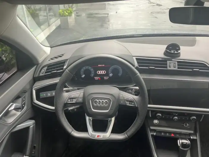AUDI Q3 Sportback 2020 Model 40 TFSI Fashion Model – фото 10
