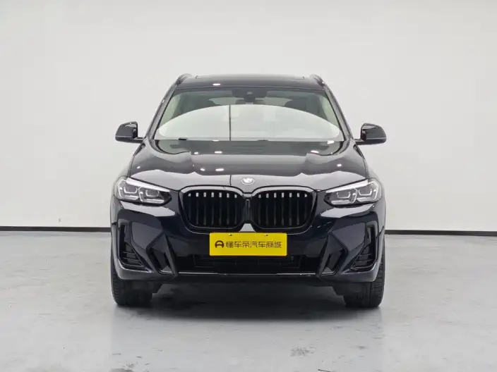 BMW X3 2022 Model xDrive30i Leading Model M Night Set – фото 2