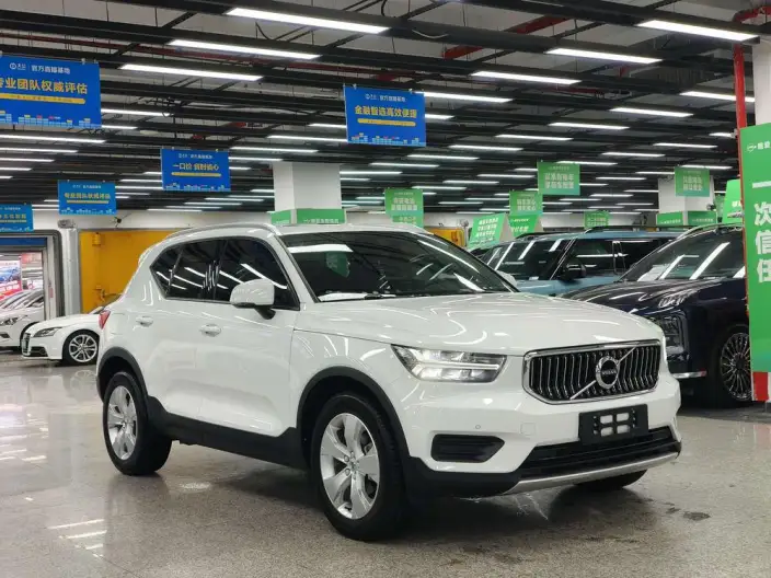Volvo XC40 2020 Model T3 2WD Zhixing Fashion Edition – фото 3