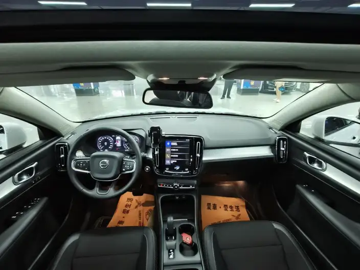 Volvo XC40 2020 Model T3 2WD Zhixing Fashion Edition – фото 8