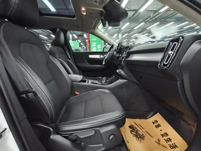 Volvo XC40 2020 Model T3 2WD Zhixing Fashion Edition – фото 10