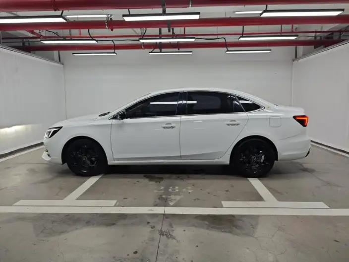 Roewe i6 MAX 2020 Model 300TGI Automatic Cool Smart Driving Edition – фото 4