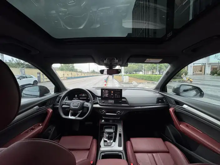 Audi Q5L 2022 Model 45T Luxury Dynamic Model – фото 7