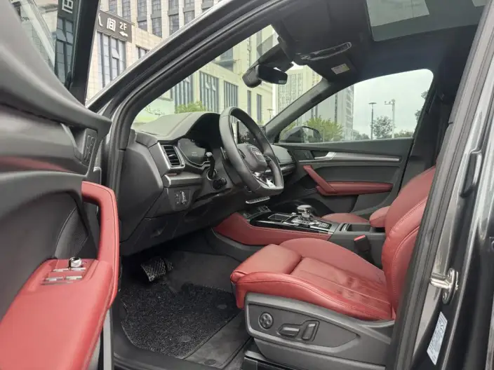 Audi Q5L 2022 Model 45T Luxury Dynamic Model – фото 9