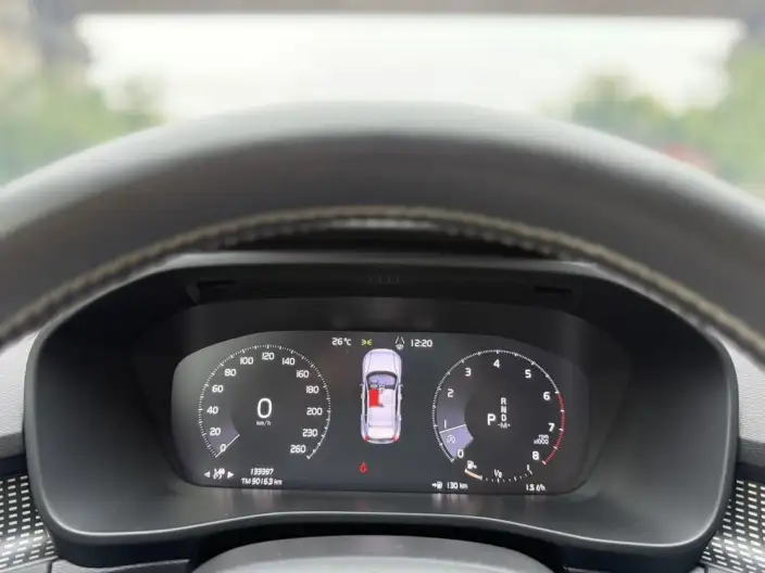Volvo XC40 2020 Model T4 4WD Smart Range Sports Edition – фото 10