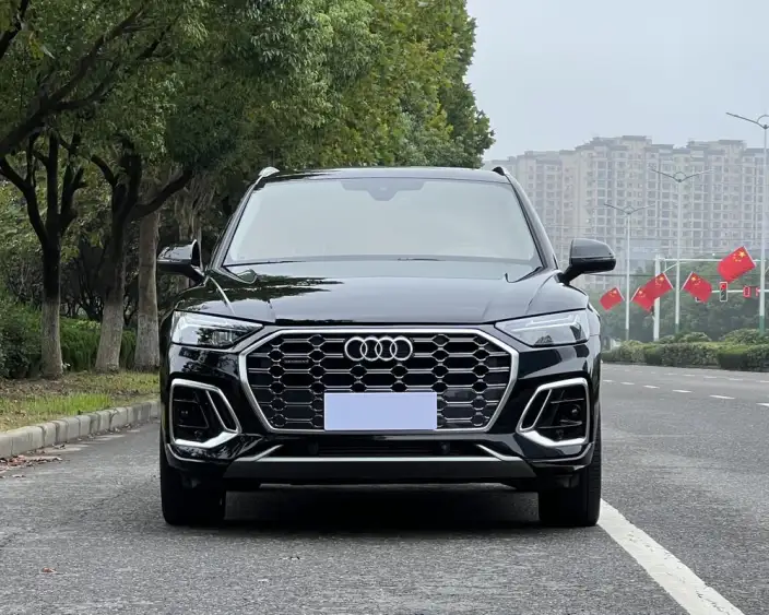 Audi Q5L 2022 Model Facelift 40T Luxury Dynamic Model – фото 2