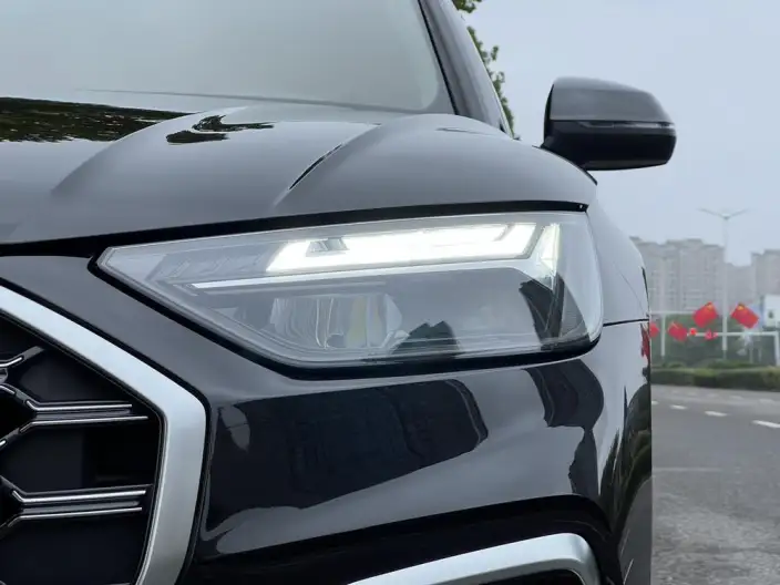 Audi Q5L 2022 Model Facelift 40T Luxury Dynamic Model – фото 6