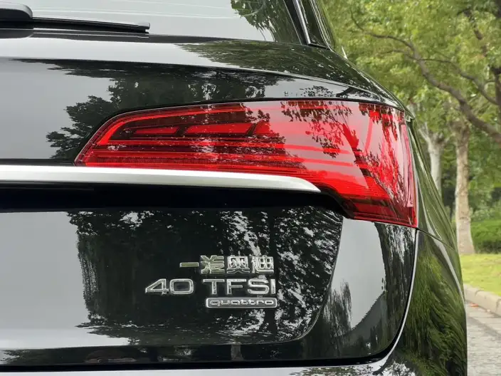 Audi Q5L 2022 Model Facelift 40T Luxury Dynamic Model – фото 7