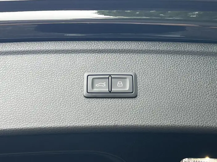 Audi Q5L 2022 Model Facelift 40T Luxury Dynamic Model – фото 10