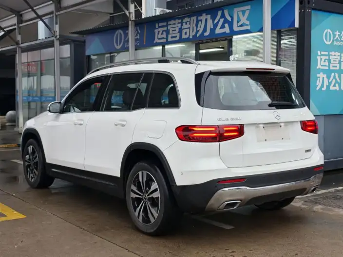 Mercedes-Benz GLB 2024 Model Facelift GLB 200 Dynamic Model – фото 4