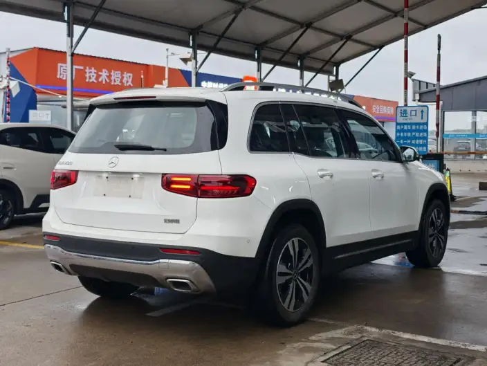 Mercedes-Benz GLB 2024 Model Facelift GLB 200 Dynamic Model – фото 6