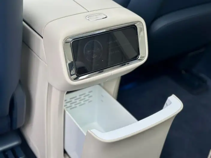 Aito M9 2026 Model Extended Range Ultra VI seat Edition – фото 8