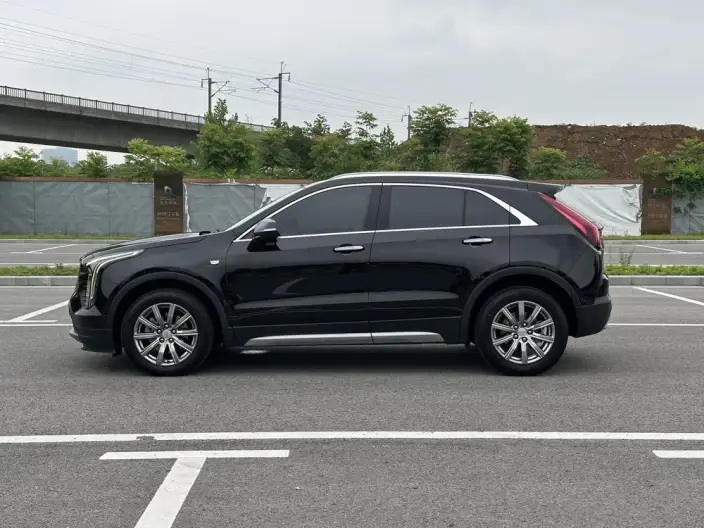 Cadillac XT4 2020 Model 28T 2WD Leading Model – фото 4