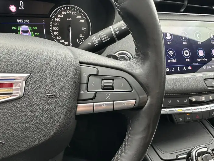 Cadillac XT4 2020 Model 28T 2WD Leading Model – фото 9