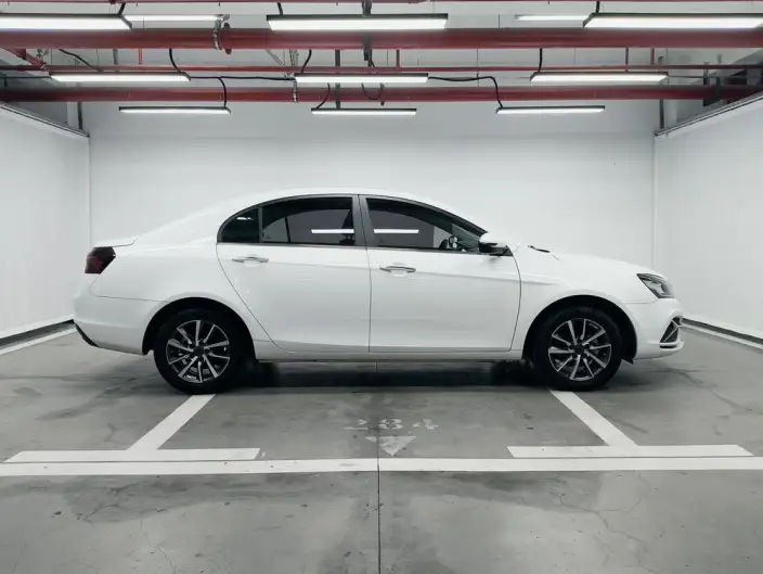 Geely Emgrand 2020 Model 1.5L CVT Up Edition – фото 8