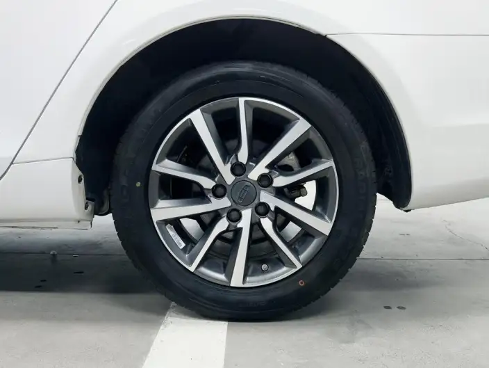 Geely Emgrand 2020 Model 1.5L CVT Up Edition – фото 9