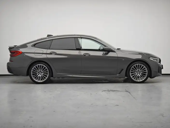BMW 6 Series GT 2021 Model 630i M Sports Set – фото 8