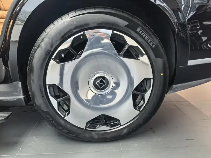ZEEKR 9X 2025 Model Ultra Edition 70kWh VI seat – фото 6