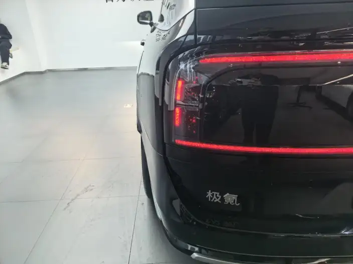 ZEEKR 9X 2025 Model Ultra Edition 70kWh VI seat – фото 8
