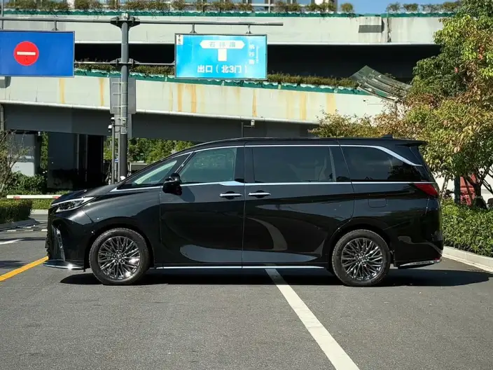 Lexus LM 2023 Model 500h DIRECT4 VI seat Respect Edition – фото 4