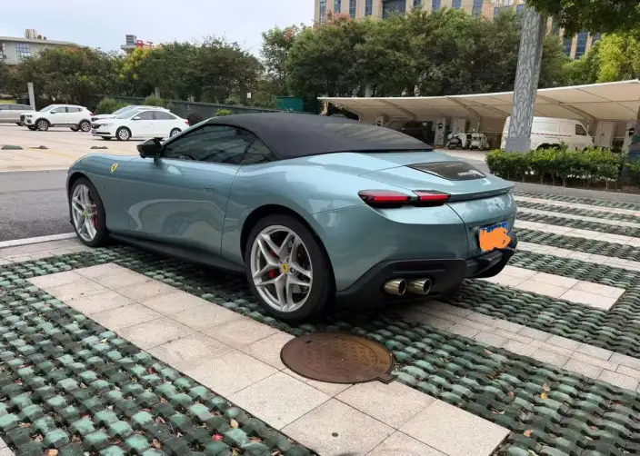 Ferrari Roma 2023 Model Spider