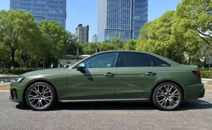 Audi S4 2023 Model 3.0TFSI – фото 3